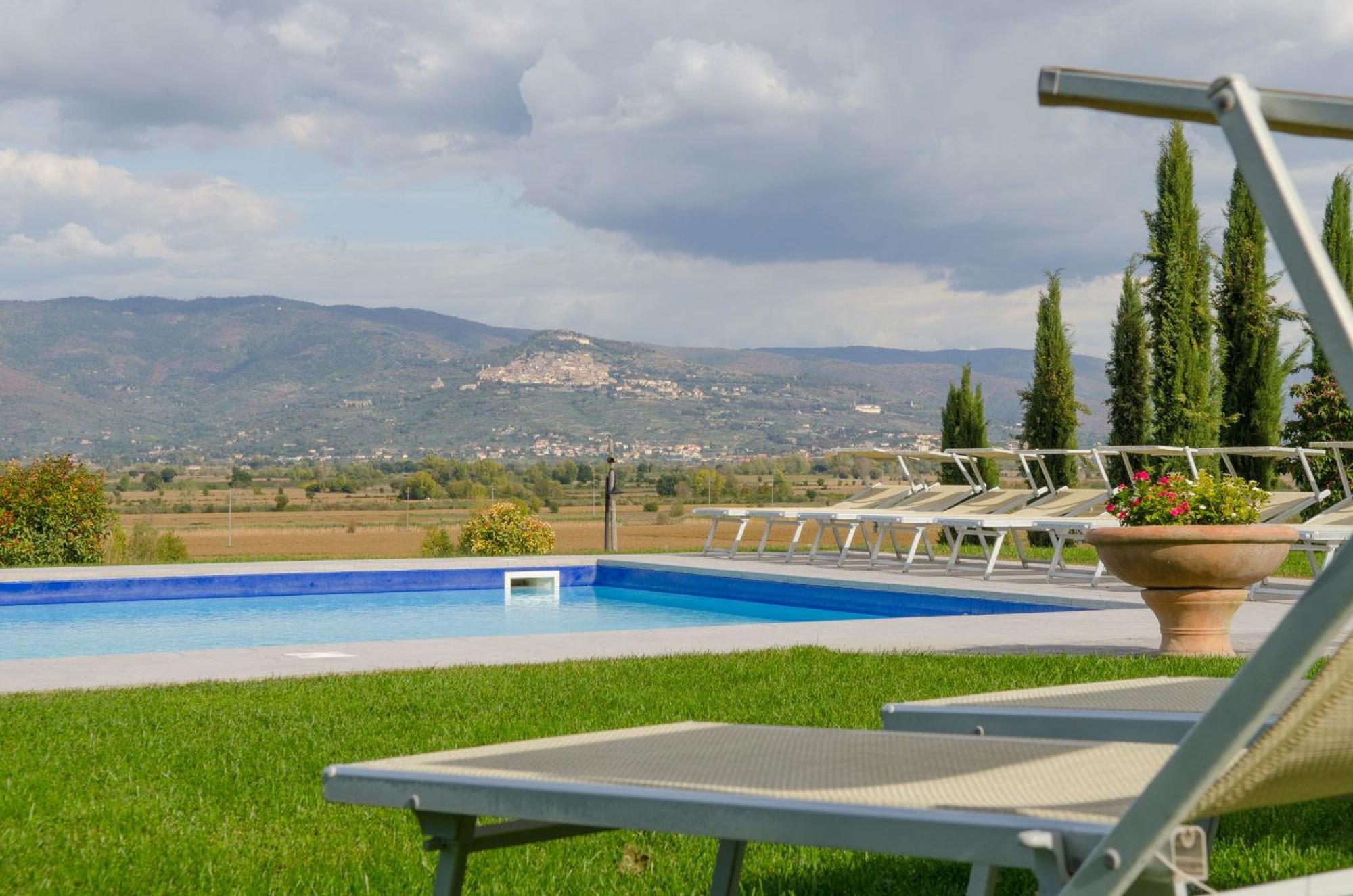 Villa Margherita, relax & wellness you deserve near Lake Trasimeno Cortona Exterior foto
